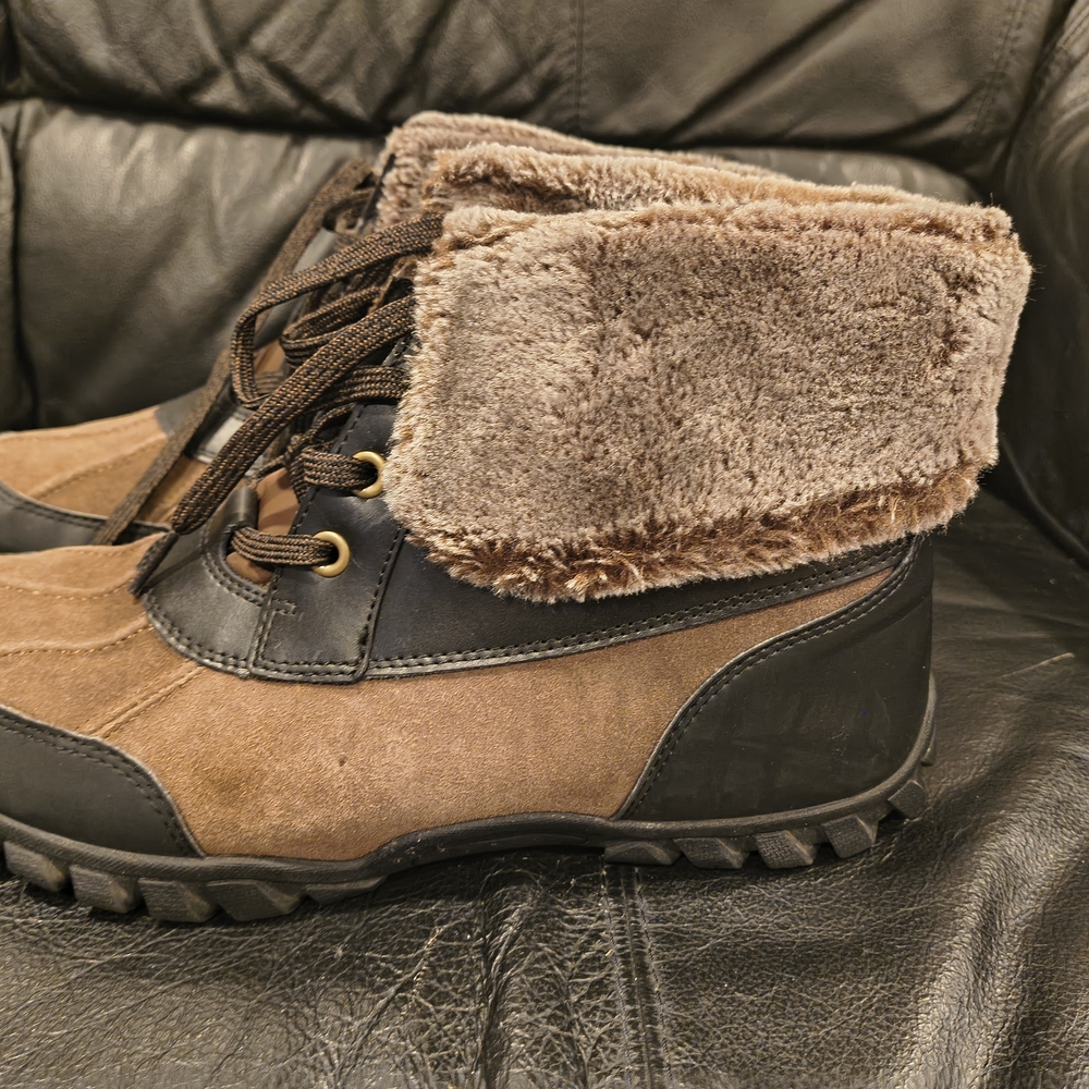 Easy Spirit Brown and Black Ankle Boots